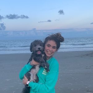 Meet your Posher, Charlotte